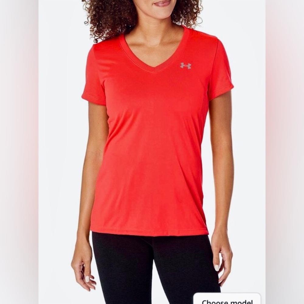 NEW Under Armour Tech-V Neck Short Sleeve T-Shirt, Bright Red, Size Large